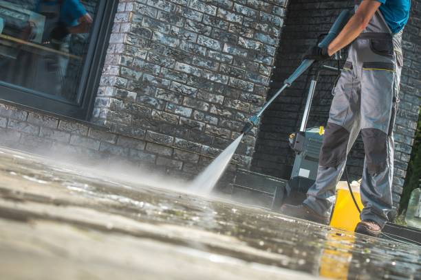 Best Playground Equipment Cleaning  in East Chicago, IN
